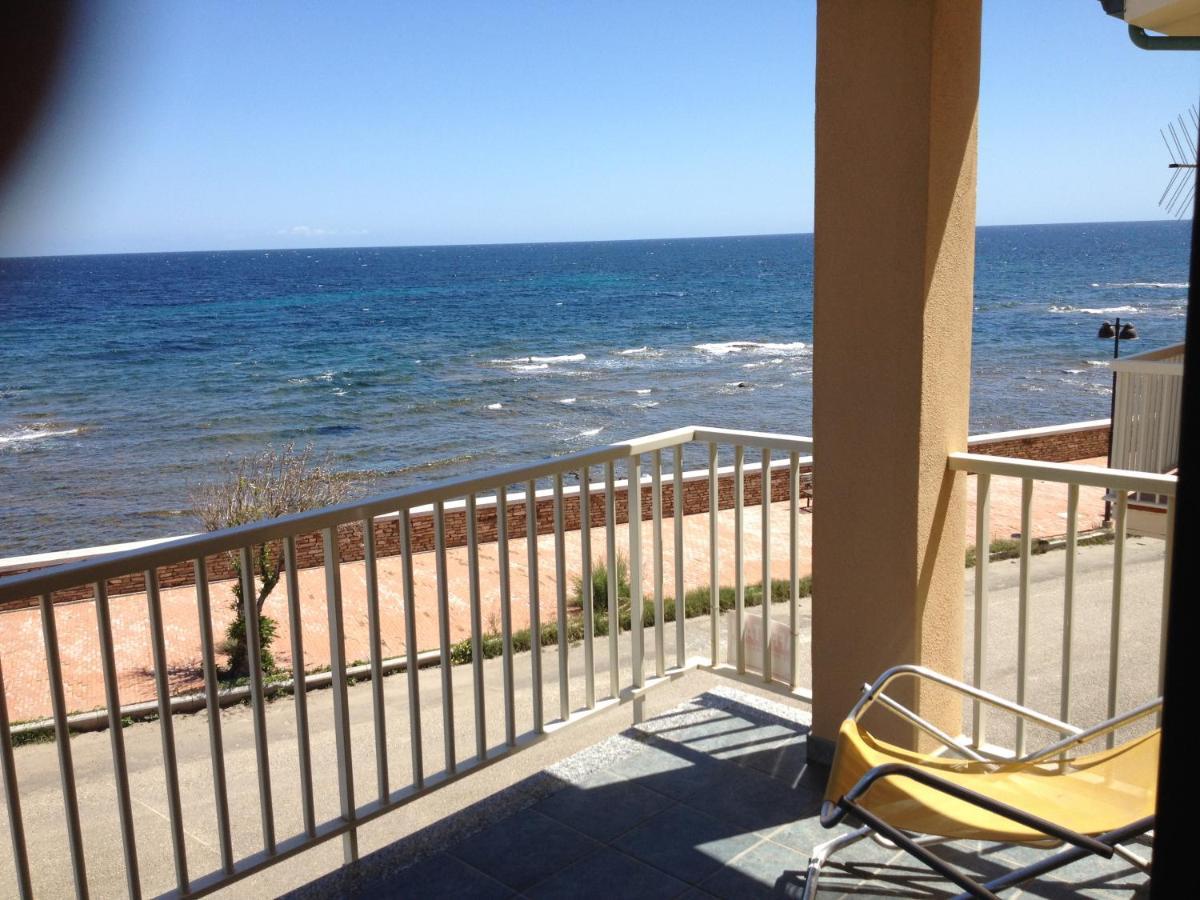 Casa Con Terrazza Fronte Mare Villa Santa Lucia  Exteriör bild