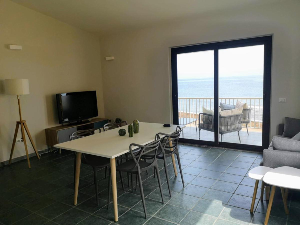 Casa Con Terrazza Fronte Mare Villa Santa Lucia  Exteriör bild